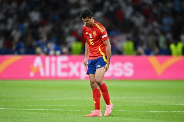 1720987492608007233.jpg 902c9adfgy1hro7dqq1uej235s23vkjl.jpg